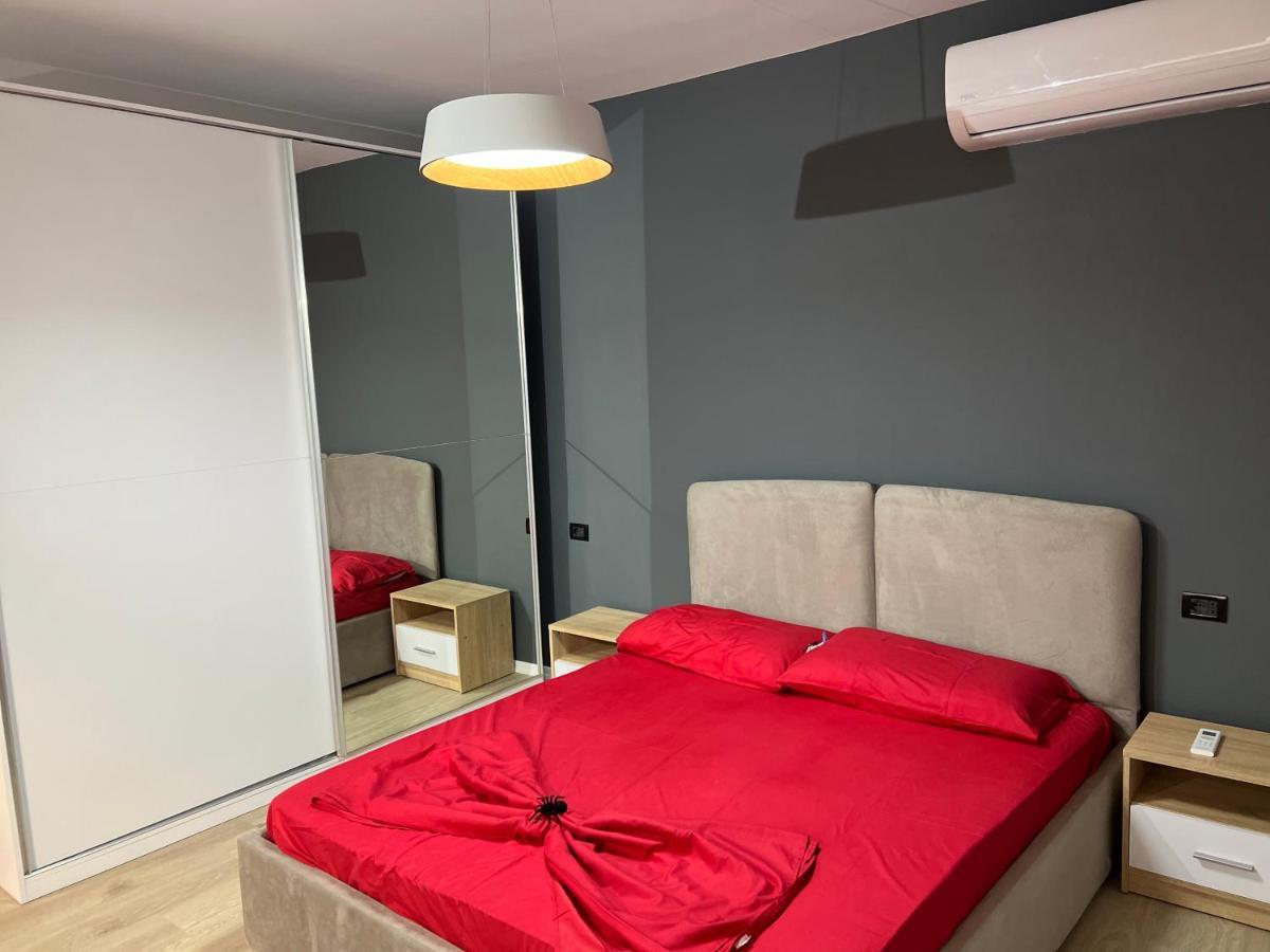 Amion Apartment In Center Of Tirana Exterior foto
