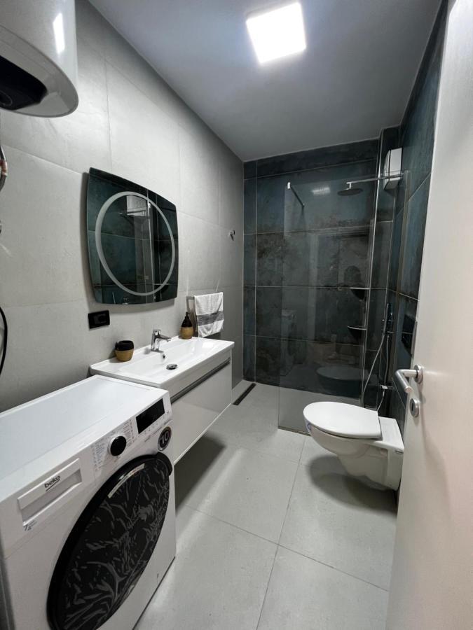 Amion Apartment In Center Of Tirana Exterior foto
