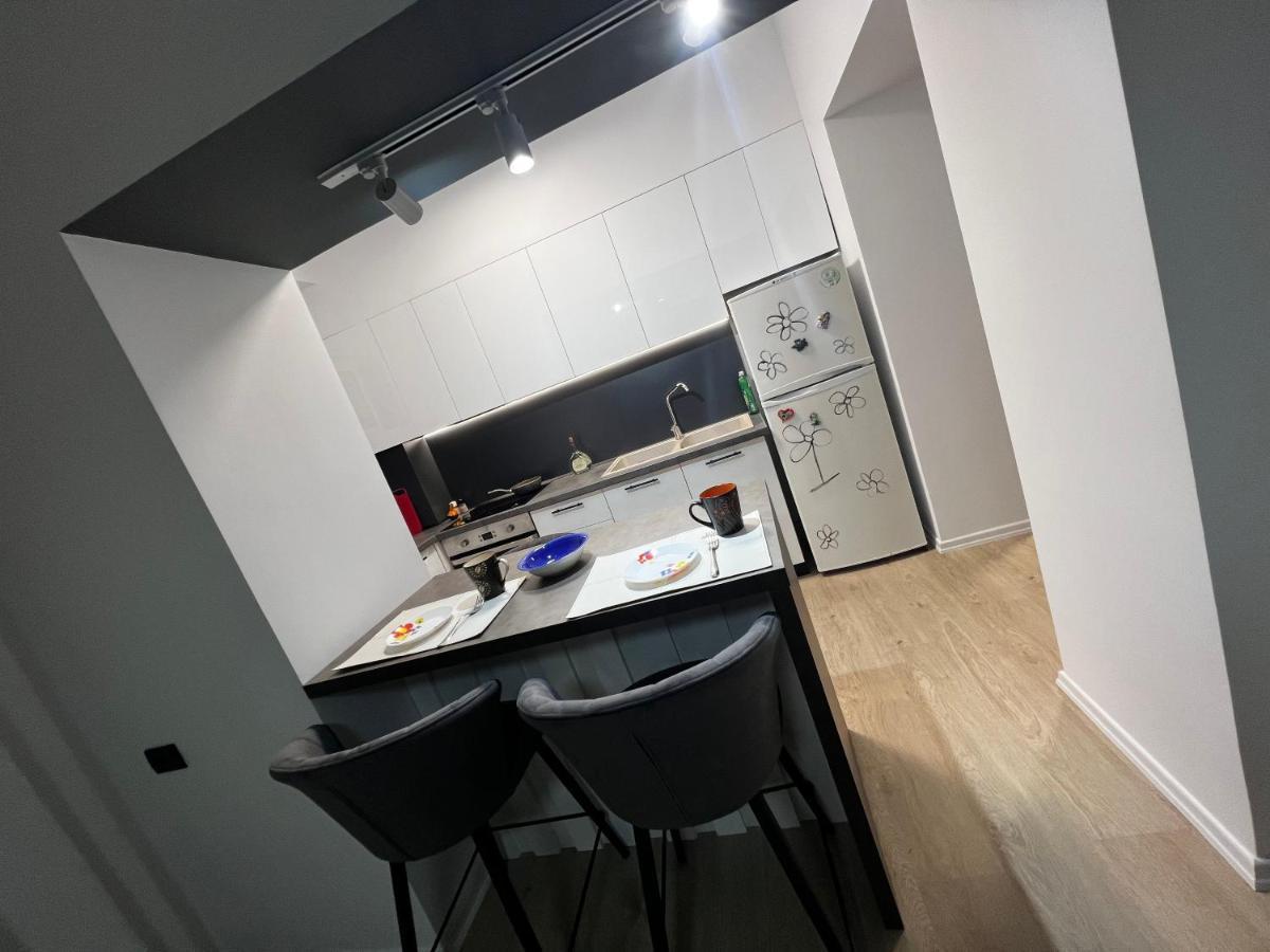 Amion Apartment In Center Of Tirana Exterior foto