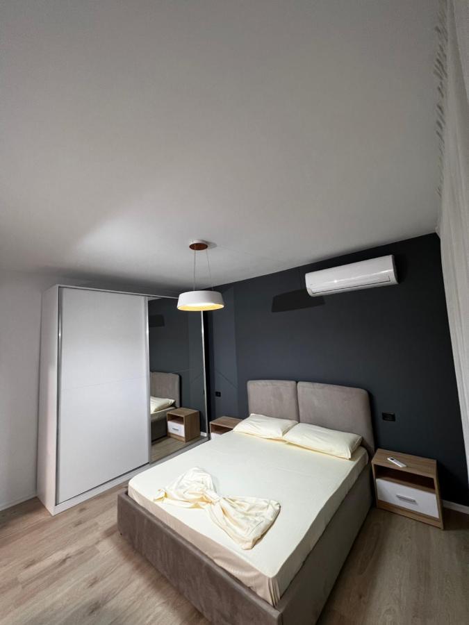 Amion Apartment In Center Of Tirana Exterior foto