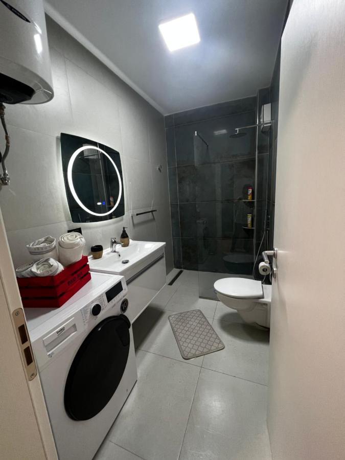 Amion Apartment In Center Of Tirana Exterior foto