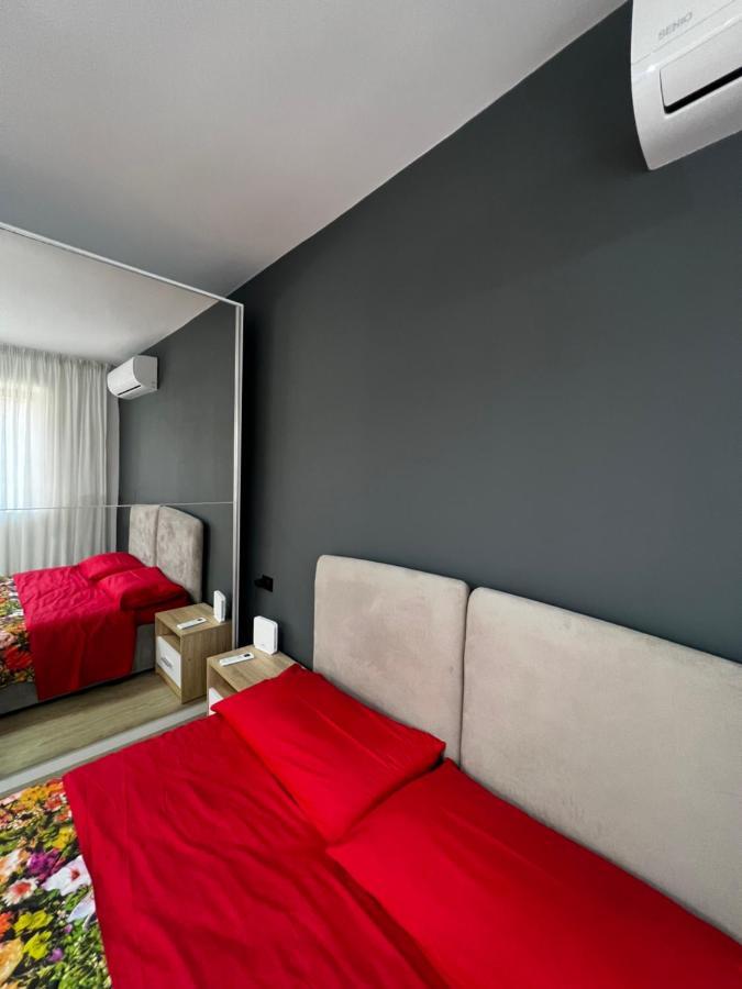 Amion Apartment In Center Of Tirana Exterior foto